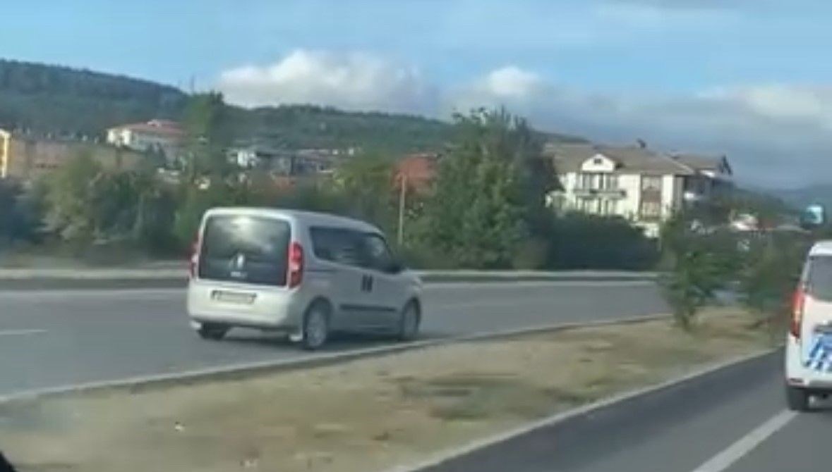 boluda ters seritte tehlikeli yolculuk dj7gW3tx