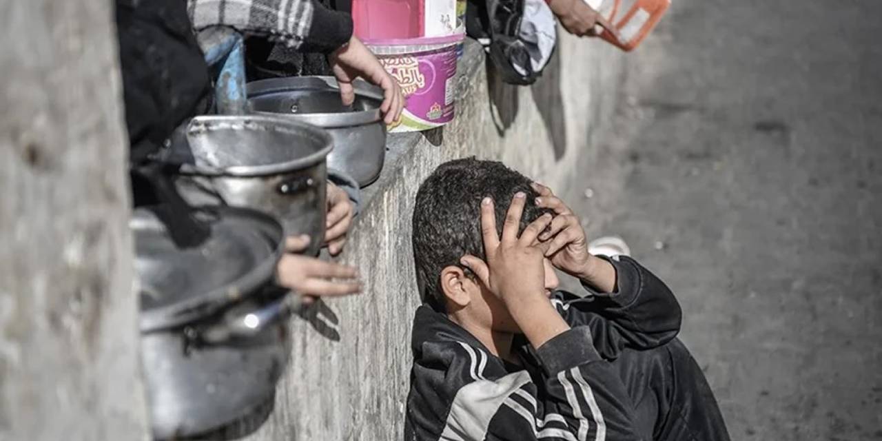 gazzede aclik nedeniyle olenlerin sayisi 400u asti jaXfO5xx