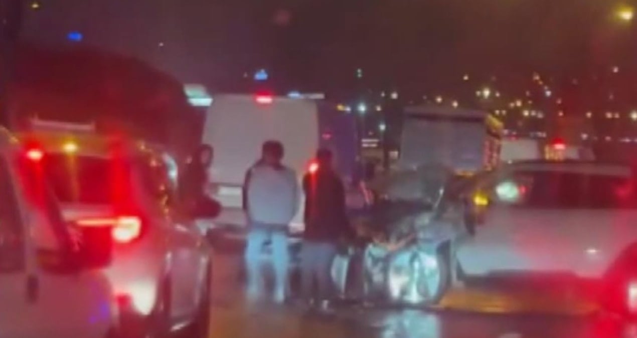 tem otoyolunda 17 arac birbirine karisti Kh3XQQes