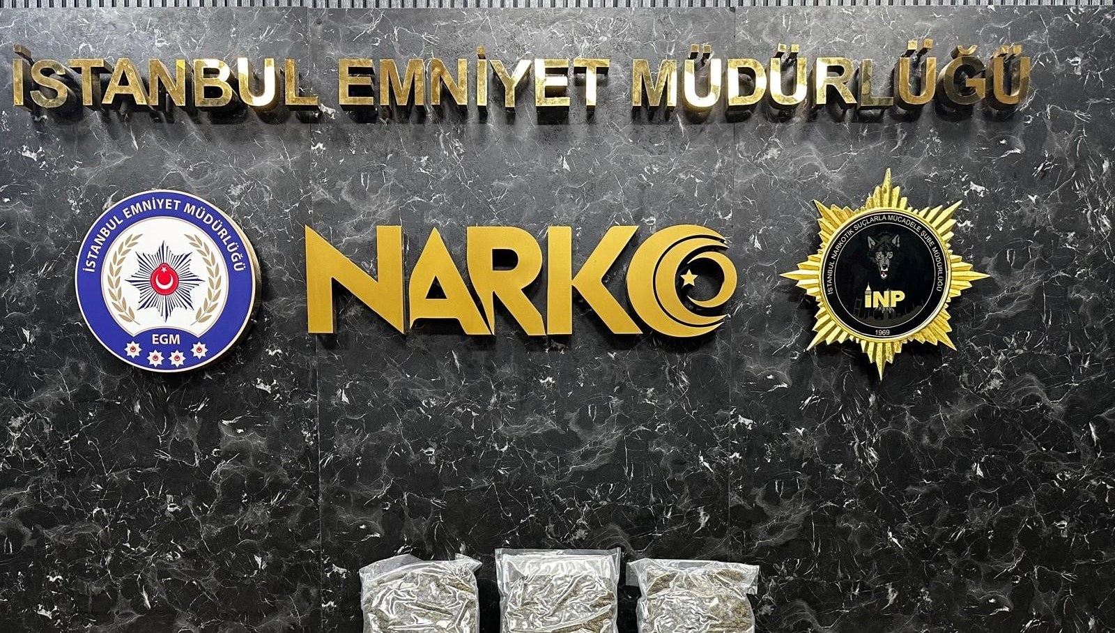 umraniyede uyusturucu operasyonu RWJpM8Nc