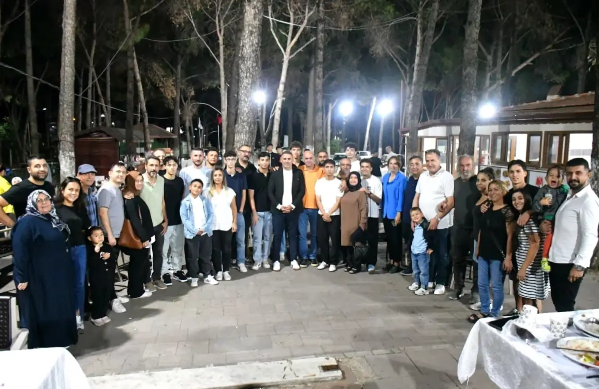 yunusemre belediyespor u17 futbol takimi turkiye sampiyonu oldu DgqRO8M7