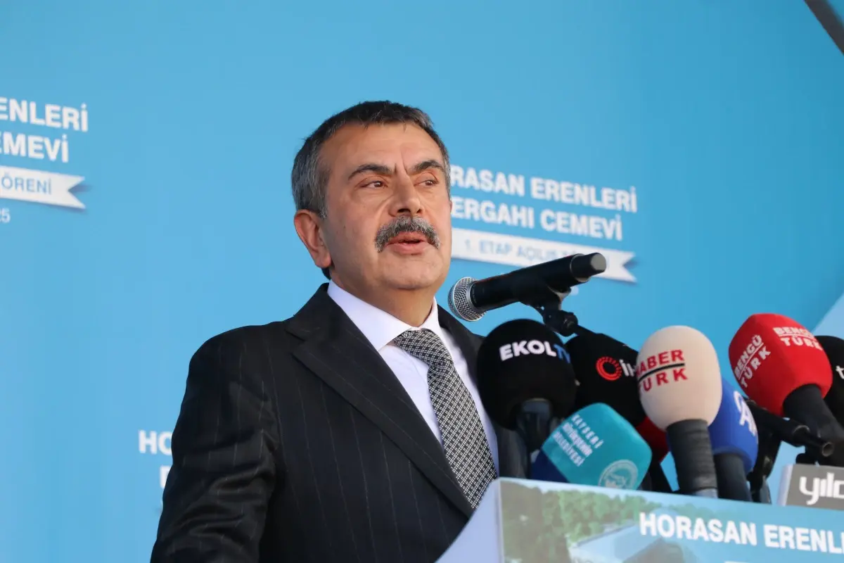 bakan tekin bahceli milli birlik ve beraberligimizin bir sigortasi iUAR6TWz