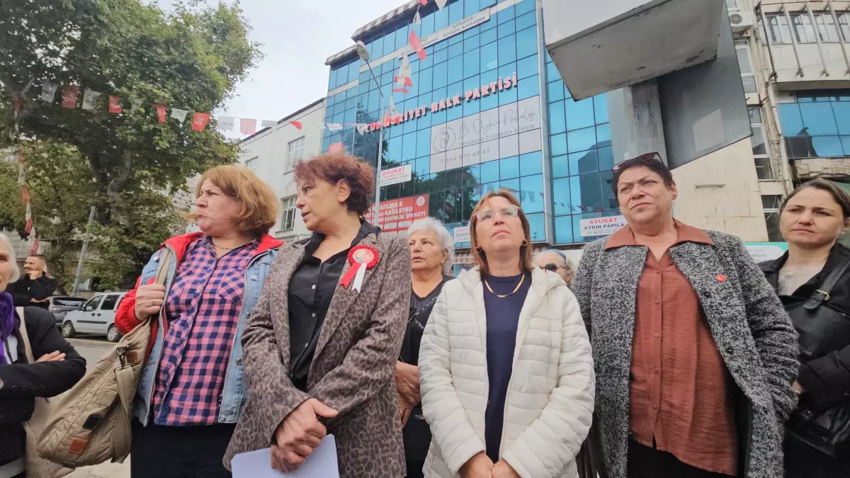 chp zonguldak kadin kollarinda istifa olayi sVFuLTfM.jpg