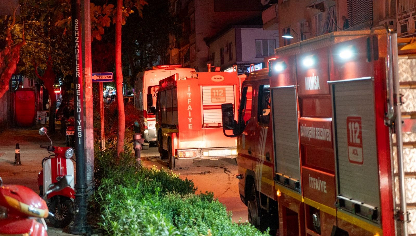 esine kizdi evini atese verdi 7xcFNPmh.jpg