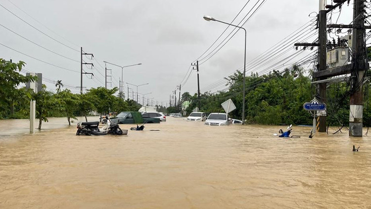 taylandda sel 22 olu hlbxfzGd