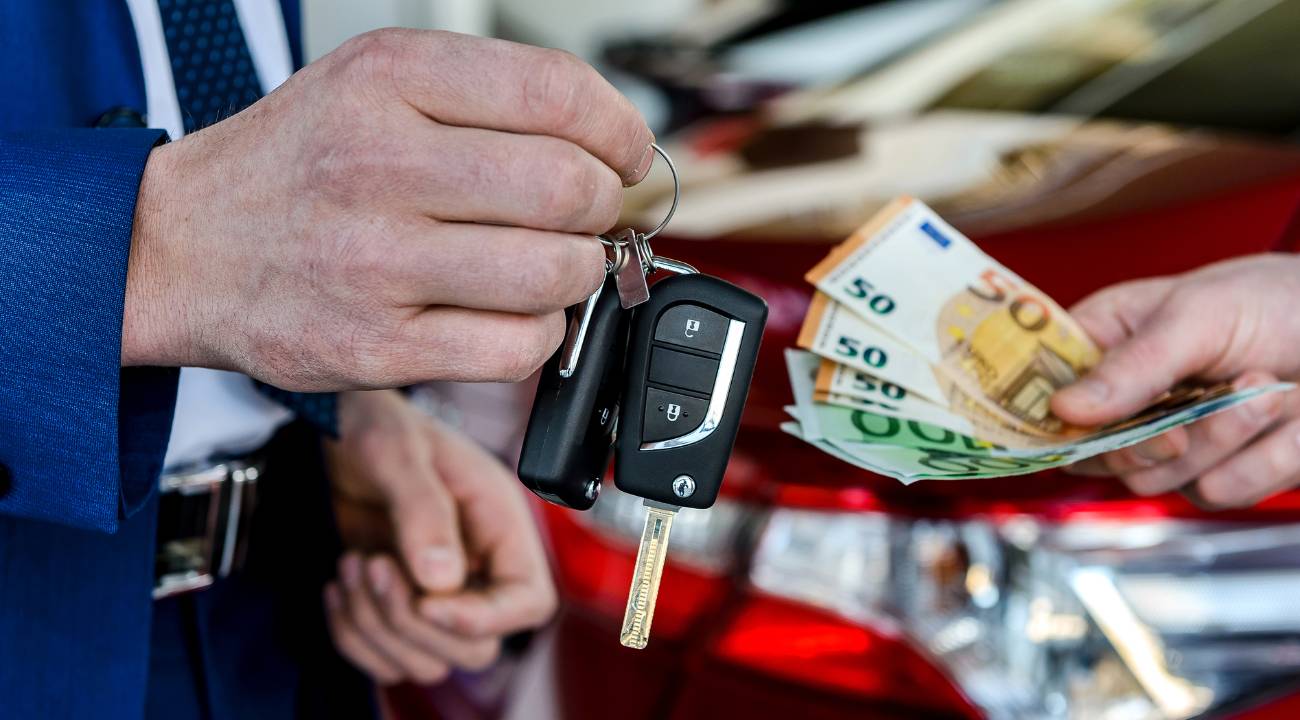 AB ve İngiltere otomobil pazarında son tablo: En çok hangi markalar tercih edildi?