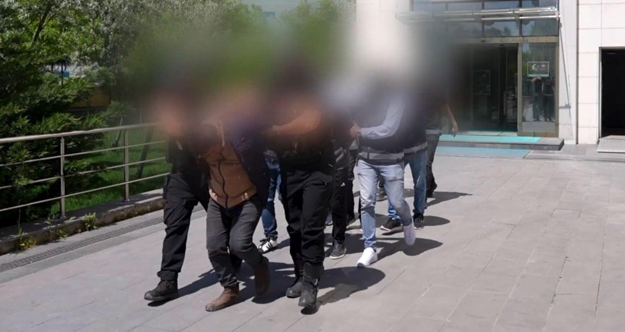 ankarada-narkotik-operasyonu-27-kilogram-esrar-ele-gecirildi-HpBnfpZR