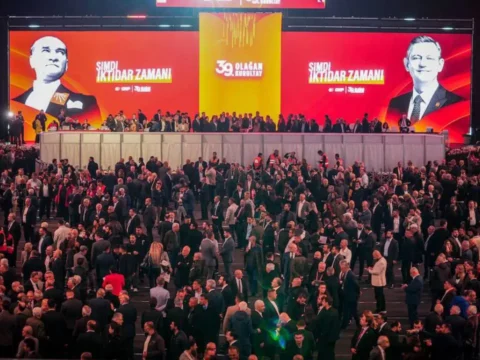 CHP’den ‘Mutlak Butlan’ Kararına Sert Tepkiler: “Bu Kararı Tanımıyoruz, Teslim Olmayacağız”