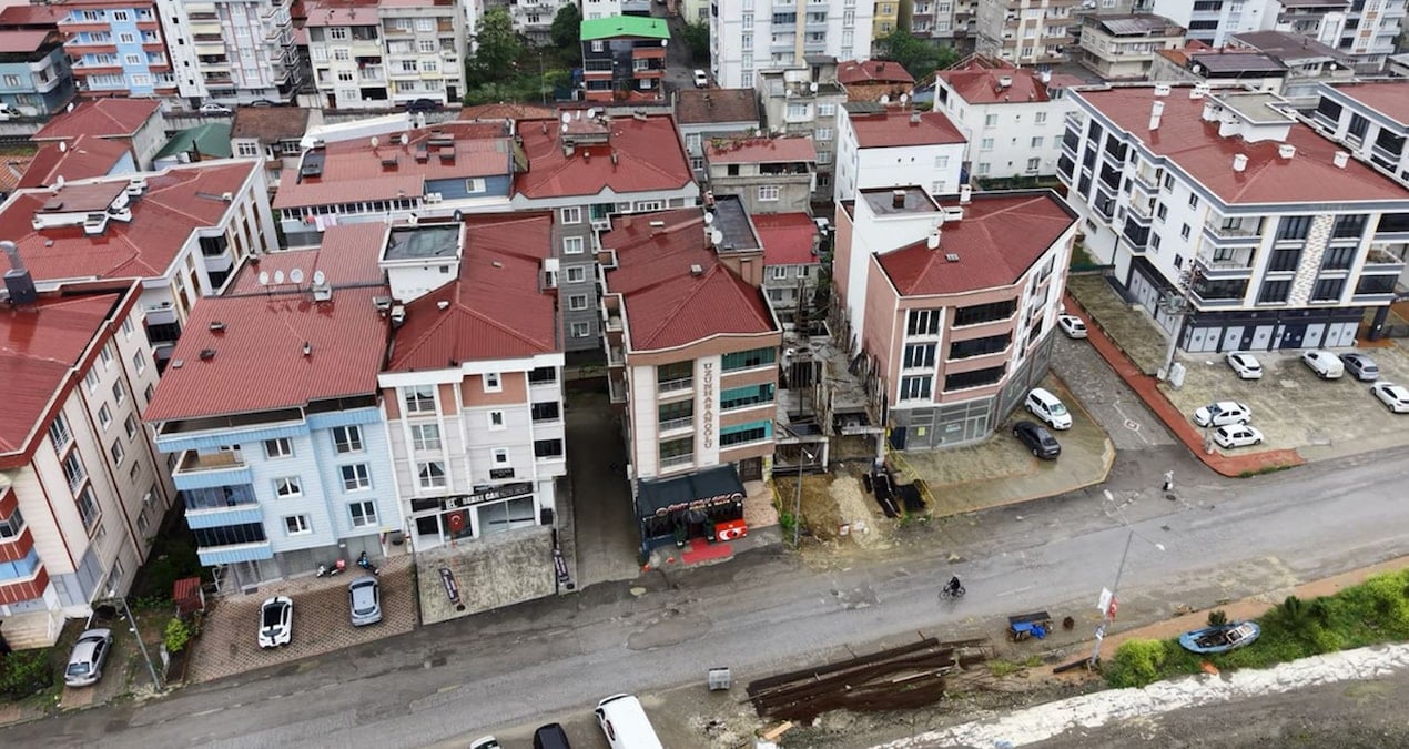 samsunda-akilalmaz-olay-evlerini-terk-etmek-zorunda-kaldilar-Jwc3sOgT